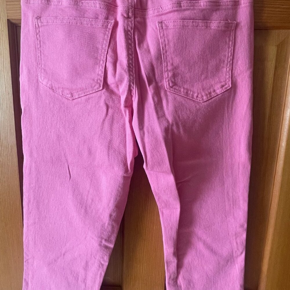 Pink Capris - Picture 3 of 4